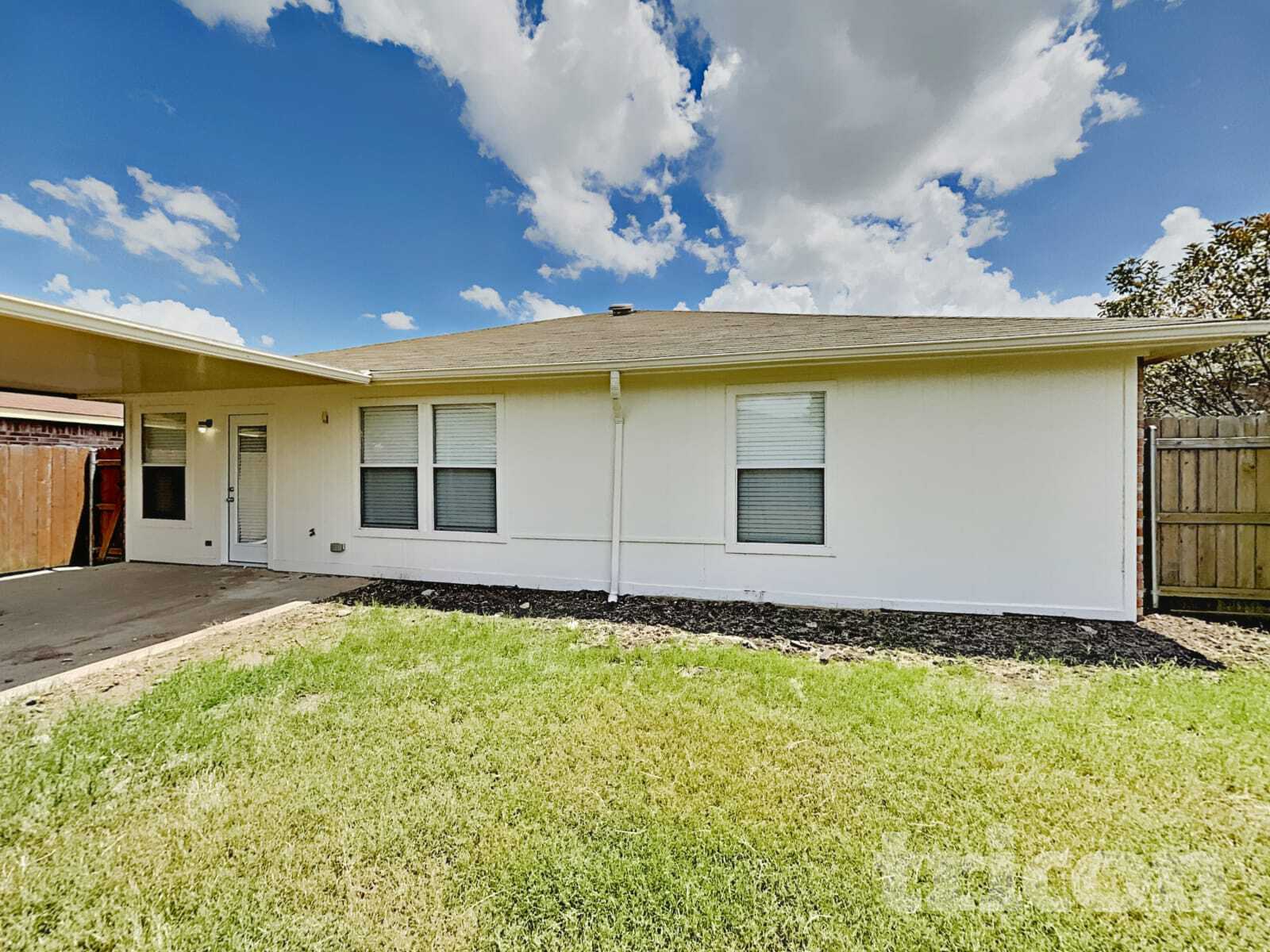 Building Photo - 807 Castlewick Ct