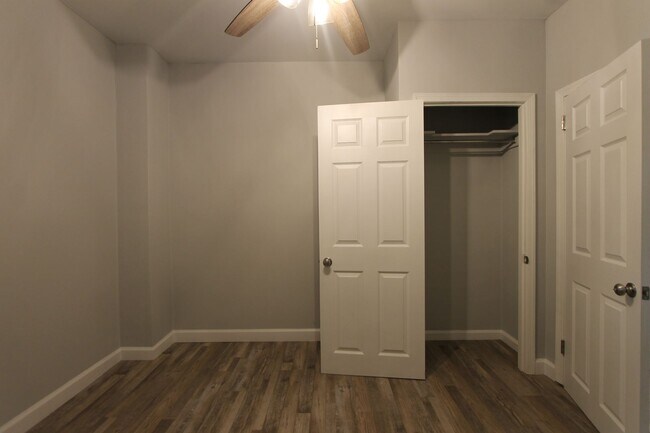 Building Photo - 5028 Wayne Ave