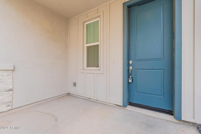 Building Photo - 5544 S Dillon