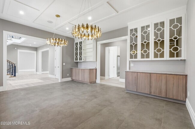 Building Photo - 84 Cooper Ave