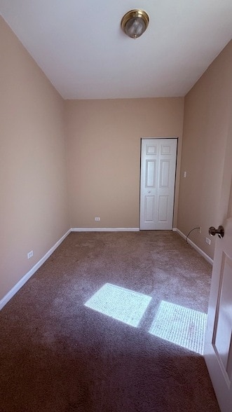 Building Photo - 4055 S Calumet Ave