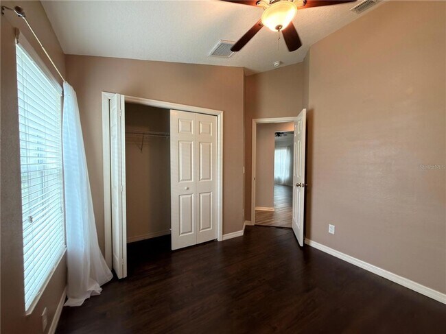 Building Photo - 5806 Oak Mill Terrace