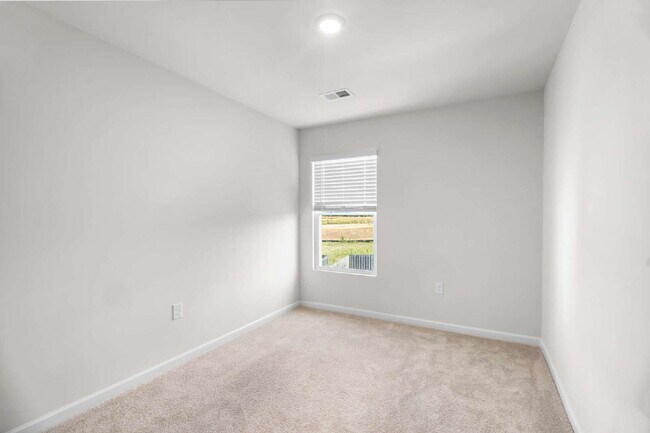 Building Photo - Trolley Run Townhome!