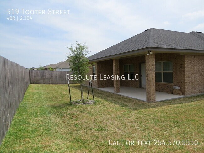 Building Photo - 519 Tooter St