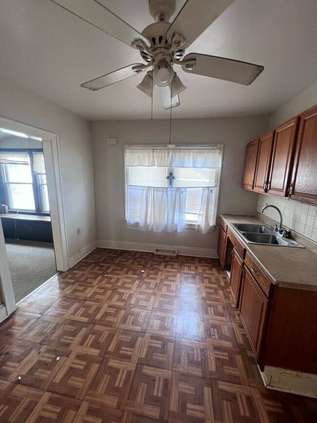 Building Photo - 4539 Turney Rd