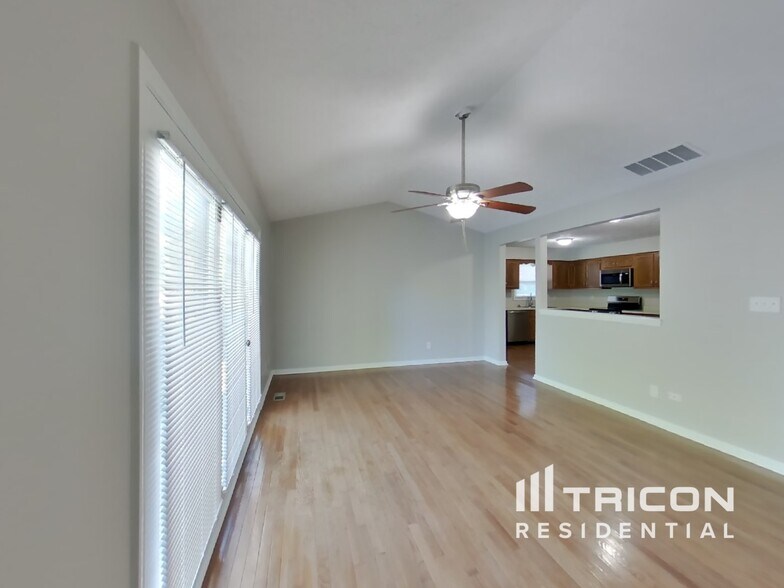 Building Photo - 6034 Buell Ln