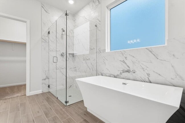 Building Photo - 320 Windstar Rd