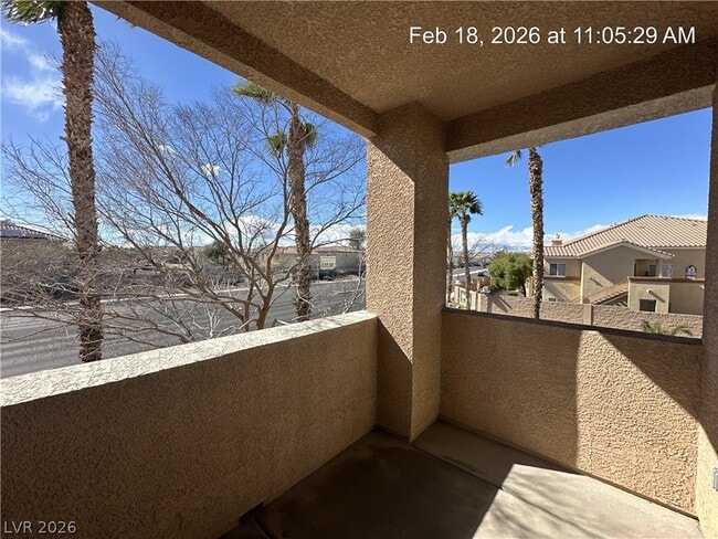 Building Photo - 1050 E Cactus Ave