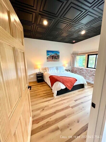 Building Photo - 113 N Lancey St