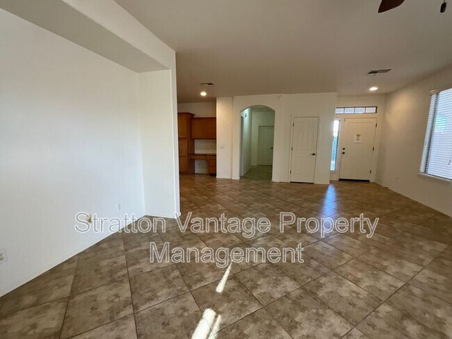 Building Photo - 18471 Verdin Rd