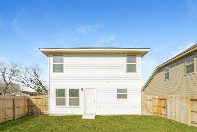 Building Photo - 10480 Green Branch