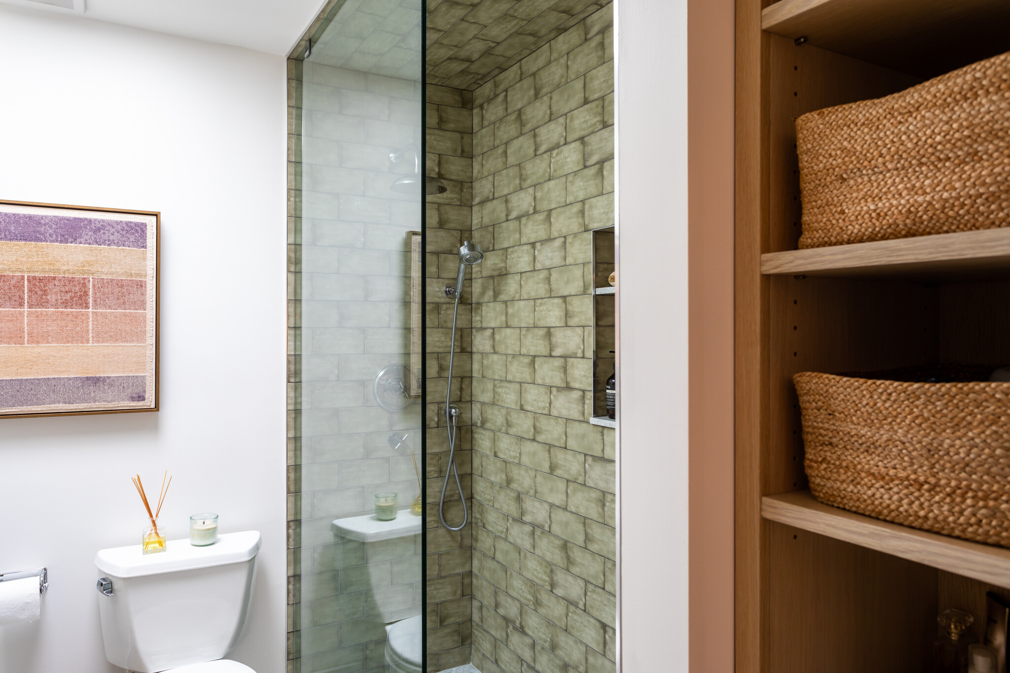 Bathroom - 3rd Fl - 1829 N Cleveland Ave