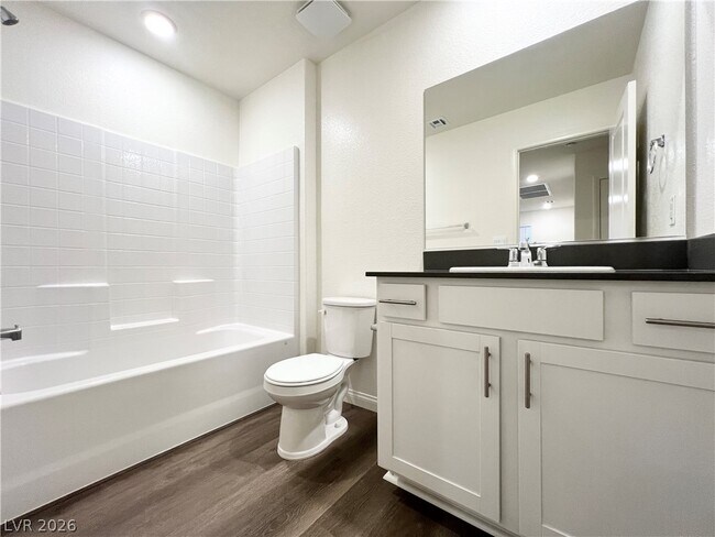 Building Photo - 2625 Dahlia Fls Ave