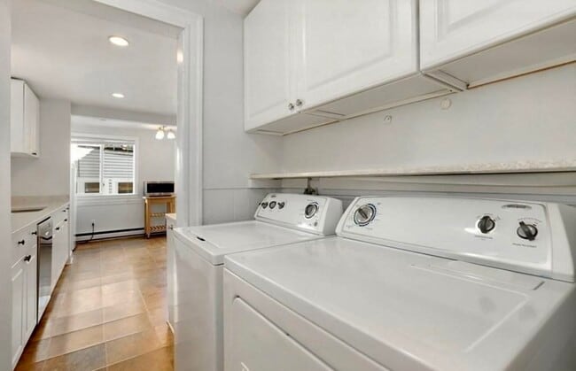 Building Photo - 57 Ackers Ave