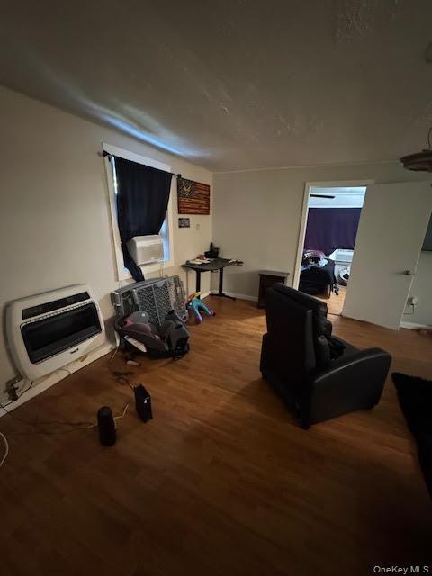 Building Photo - 282 Main St