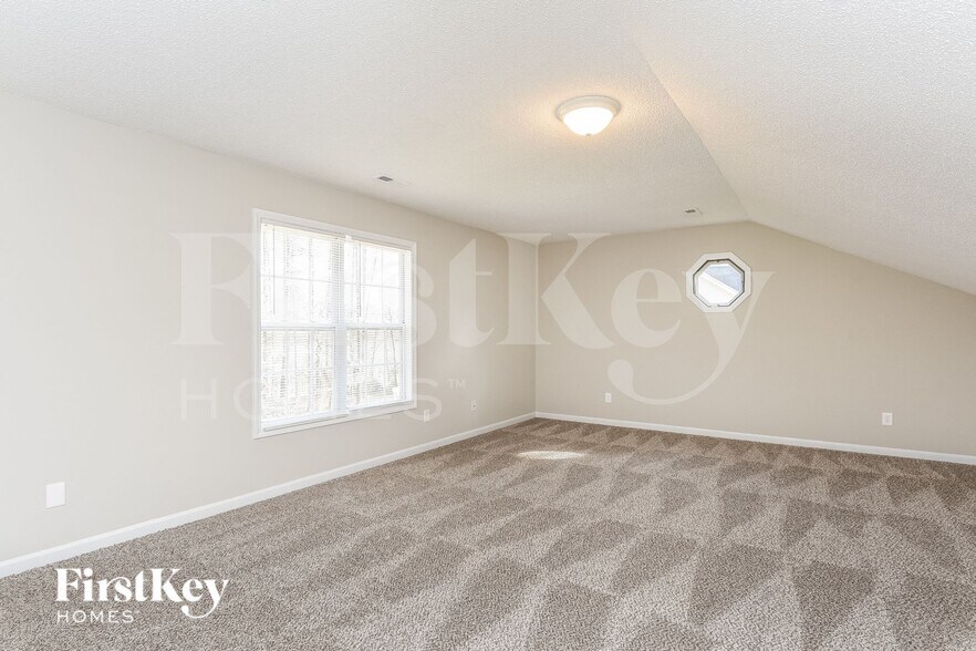 Building Photo - 60 Cyra Ct