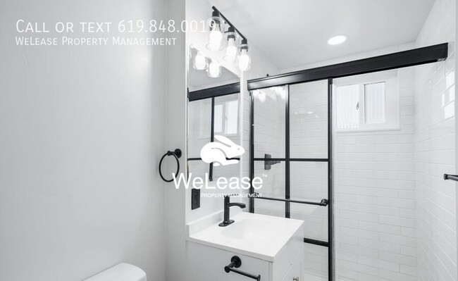 Building Photo - Bright & Spacious Gem in the Heart of San ...