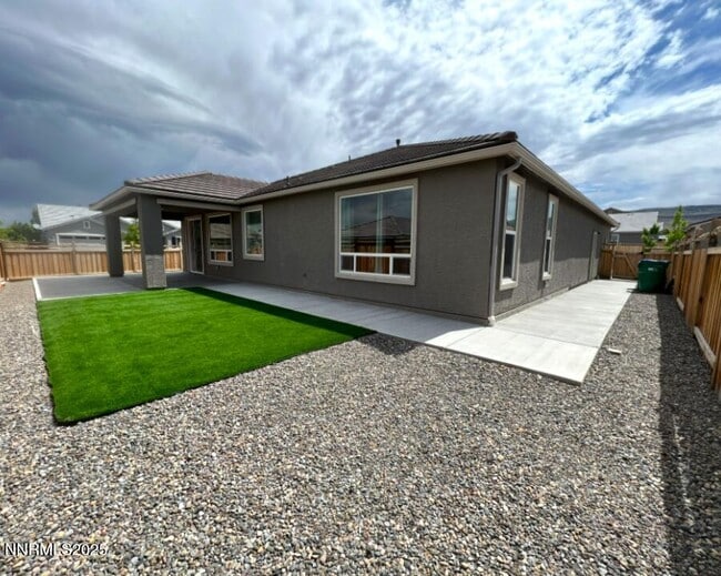 Building Photo - 7273 Hillstone Rd
