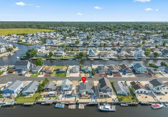 Building Photo - 25 W Mullica Rd