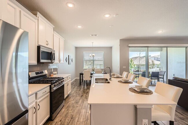 Building Photo - 2372 Sirena Ln