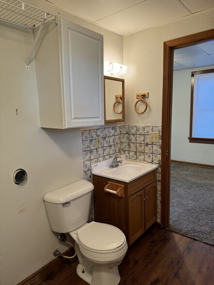 Building Photo - 416 S 3rd St