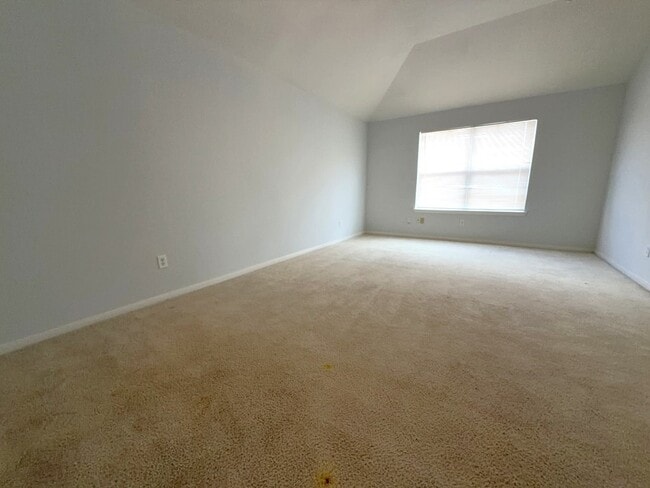 Building Photo - 6519 Gorton Dr