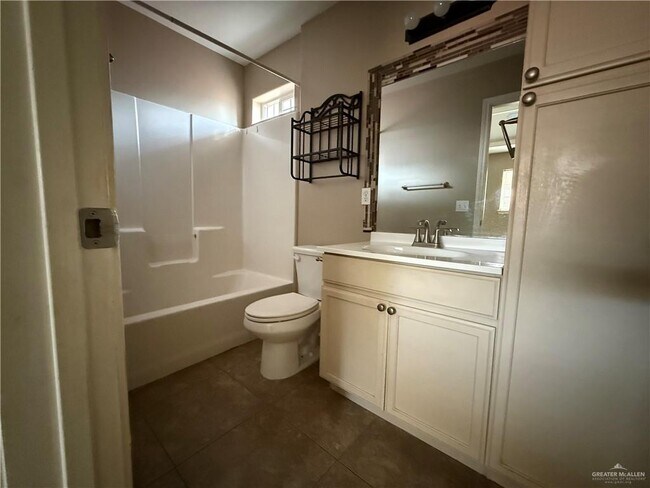 Building Photo - 3410 Audrey Ln