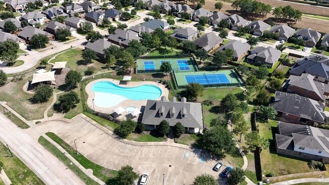 Building Photo - 4515 Brant Crossing Dr