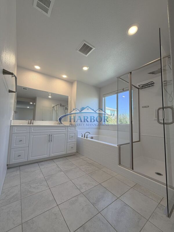 Building Photo - 11812 Vienna Ln