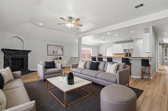 Building Photo - 25910 N Lakefair Dr