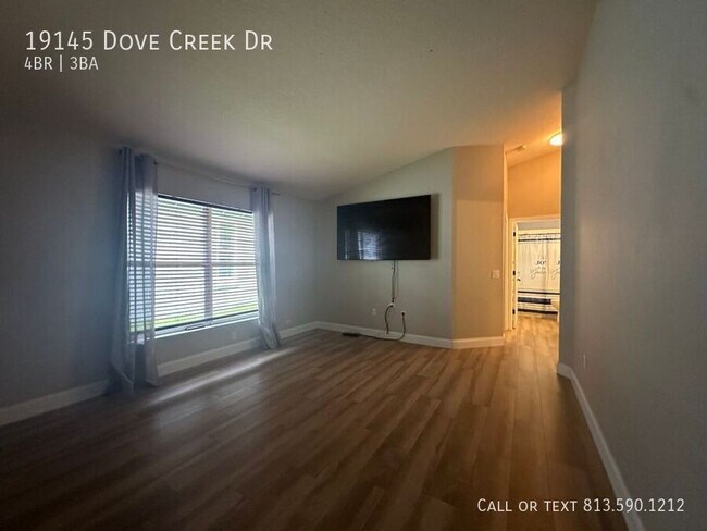 Building Photo - 19145 Dove Creek Dr