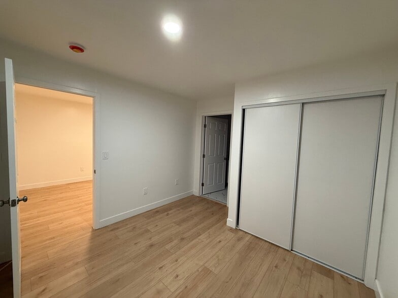 Building Photo - 8056 Darby Pl