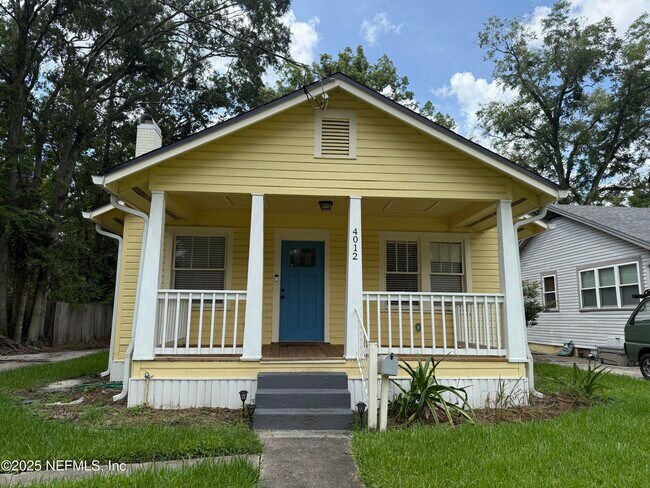 Primary Photo - 4012 Myra St