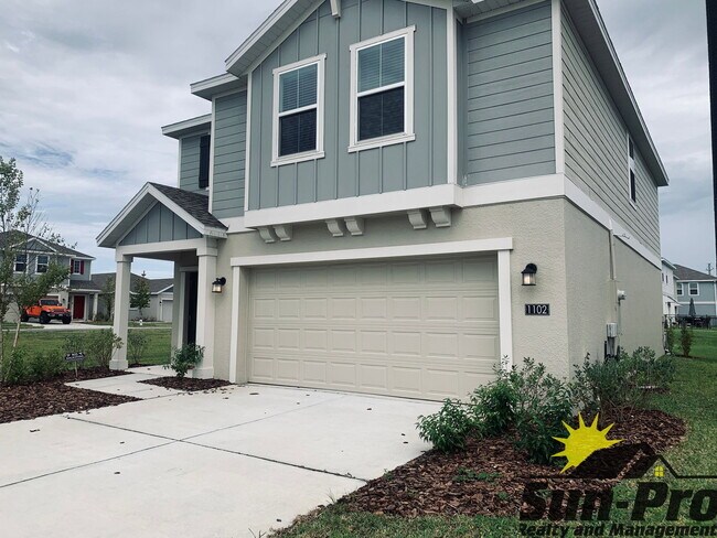 Building Photo - 1102 Belle Isle Ln