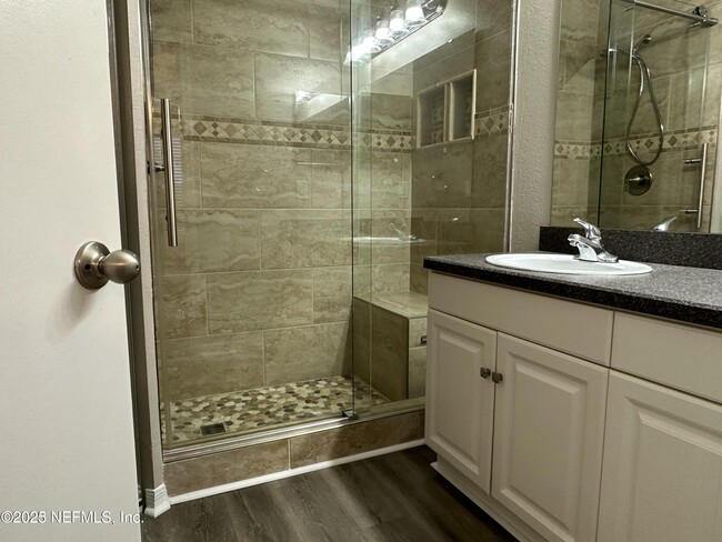 Building Photo - 1717 County Rd 220