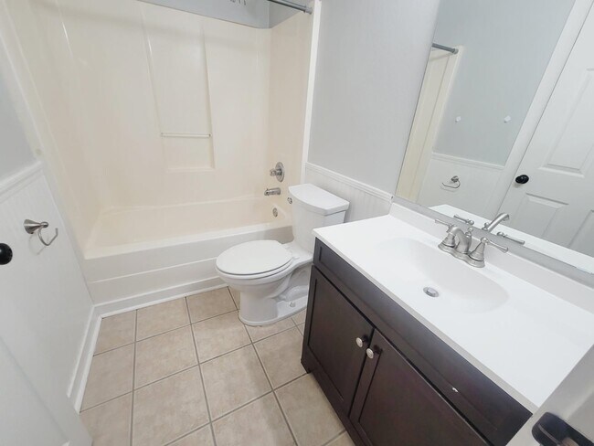Building Photo - 4081 Remer Ct