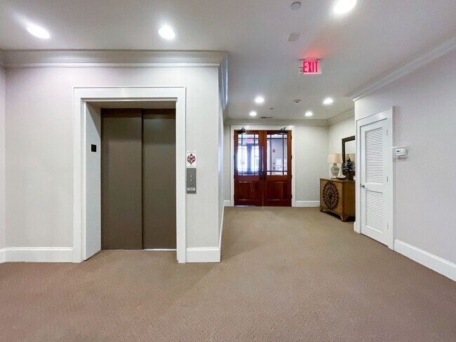 Building Photo - COMING SOON! Charlotte Living at Its Best!...
