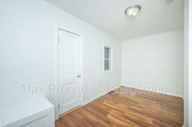 Building Photo - 3830 51st St