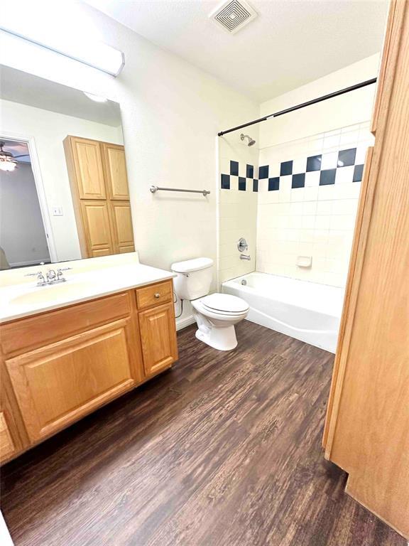Building Photo - 6900 E Riverside Dr