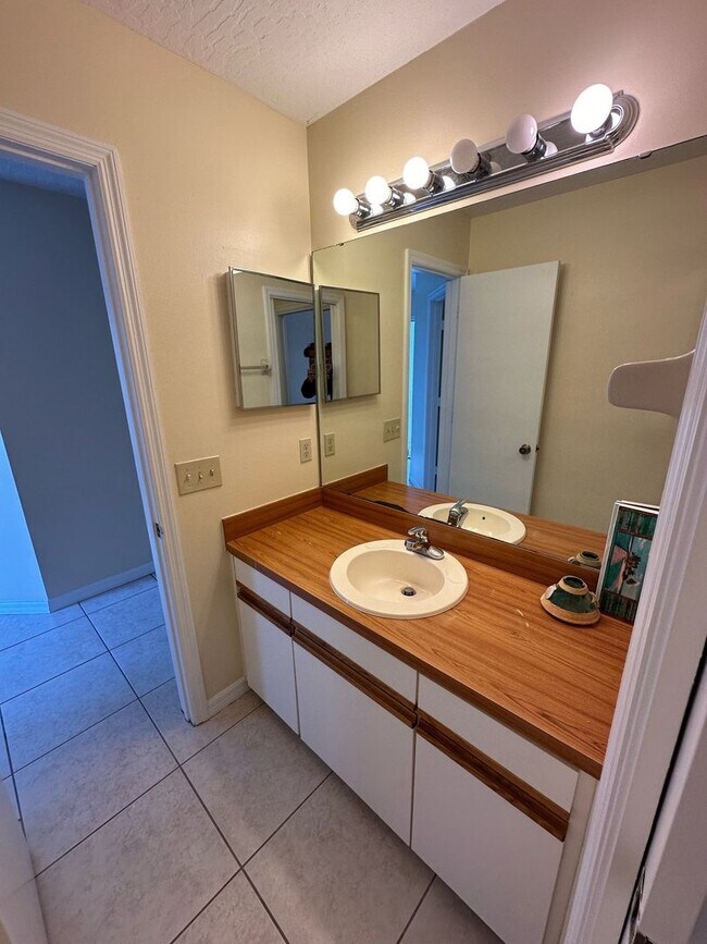 Building Photo - 2BD / 2BA SUNTREE VILLA HOME