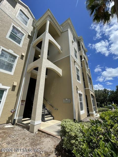 Building Photo - 7801 Point Meadows Dr