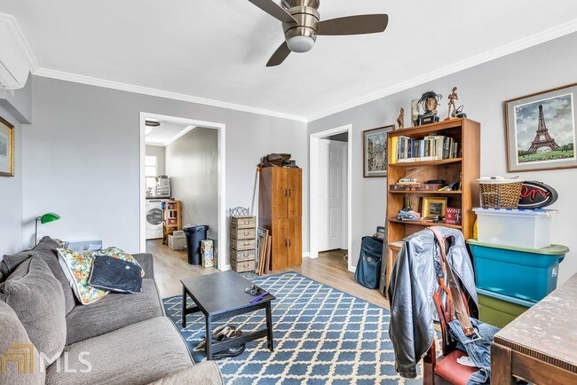 Building Photo - 714 Bryan St SE