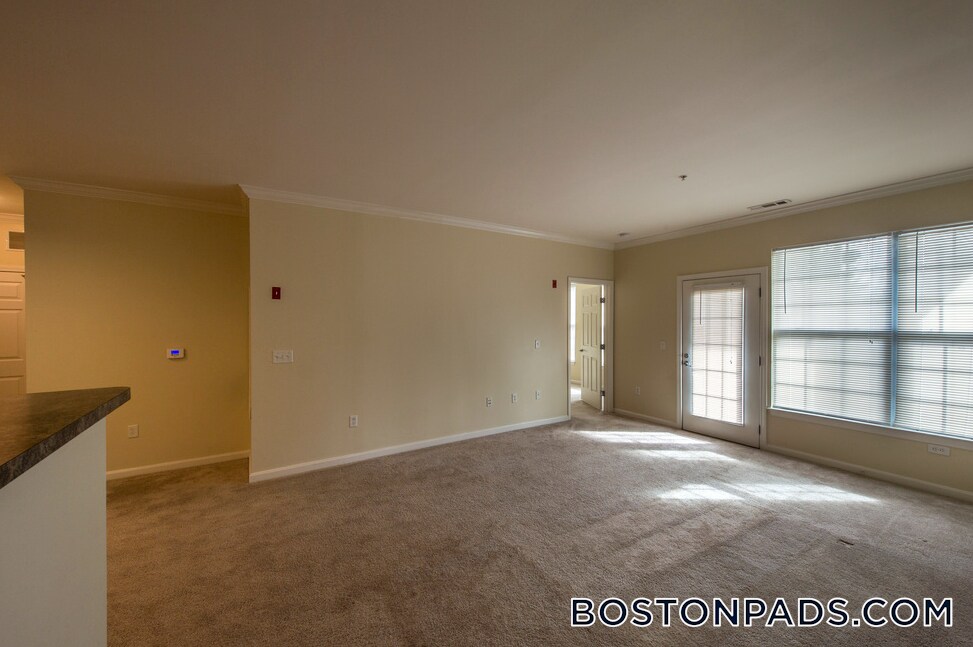 Building Photo - 311 Lowell St