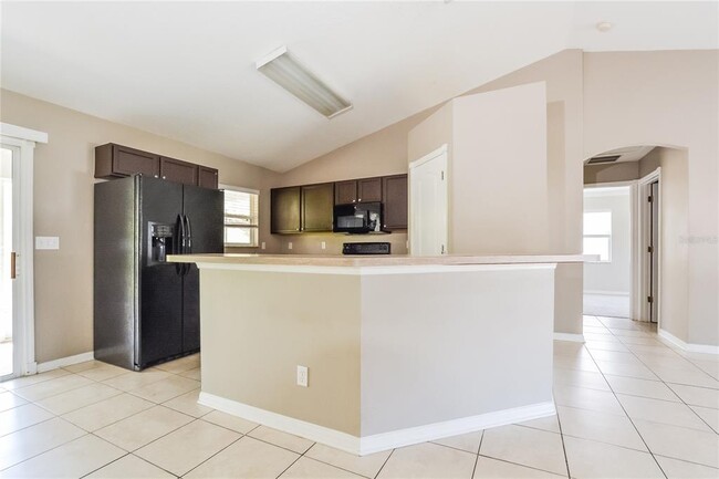 Building Photo - 713 Willow Run St