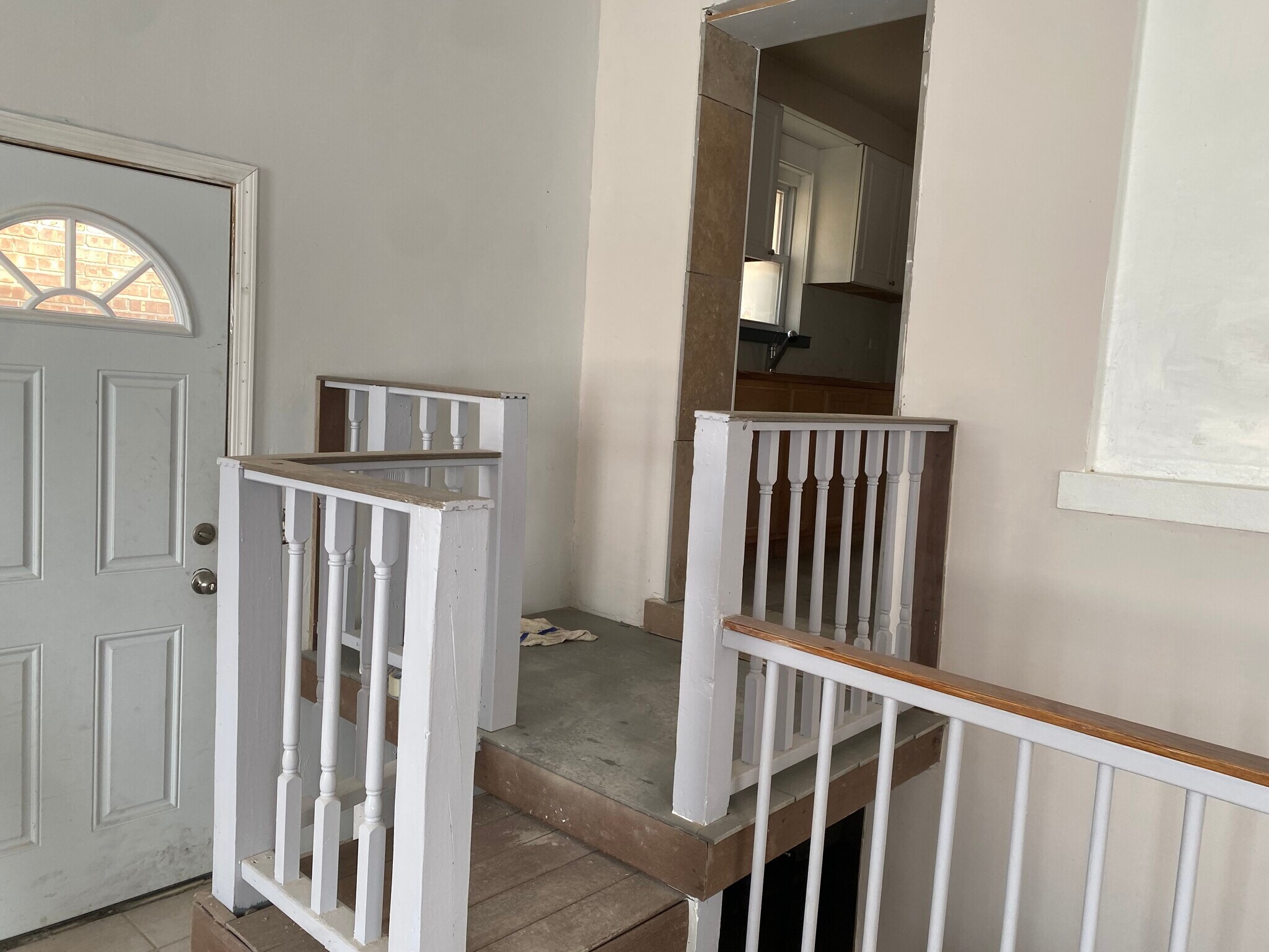 Building Photo - 3704 W 69th Pl