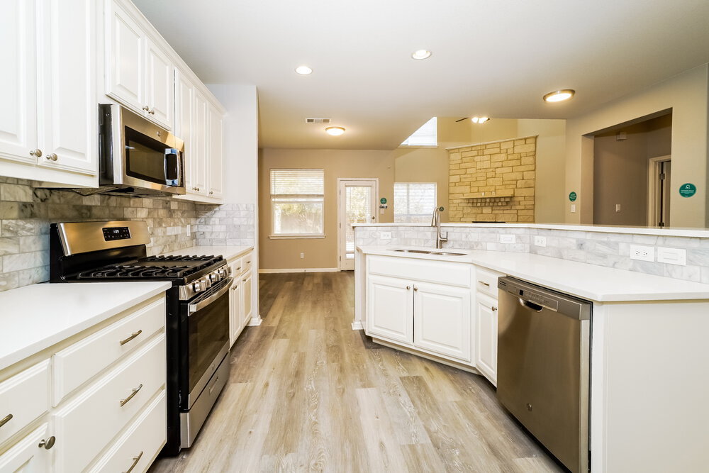 Building Photo - 909 Hot Spring Valley