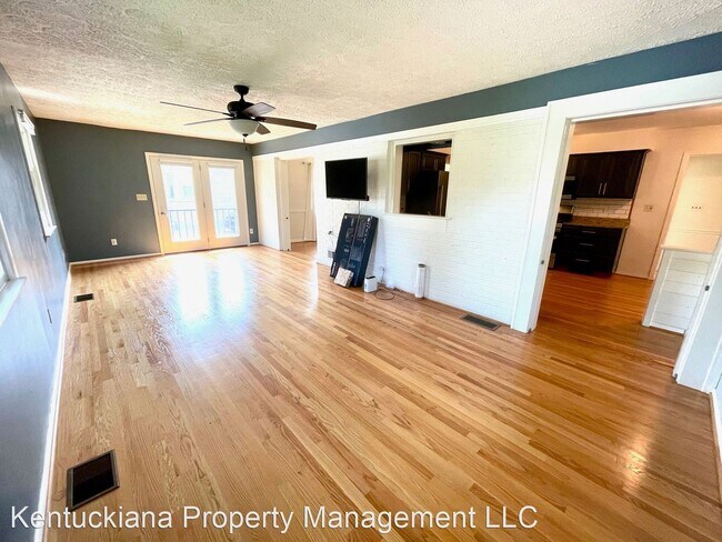Building Photo - 3 br, 2.5 bath House - 3609 Hanover