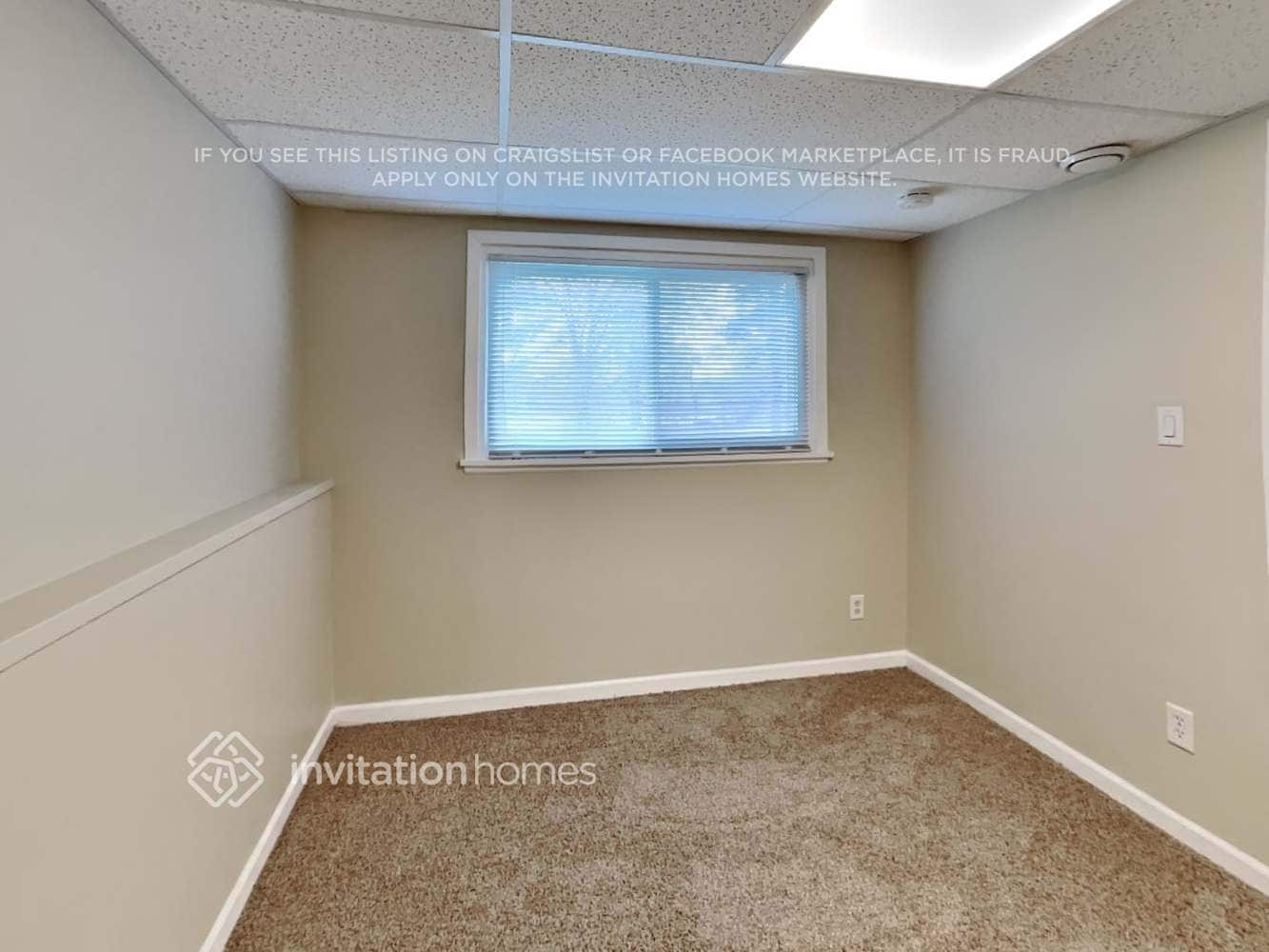Building Photo - 7595 Springbrook Ln