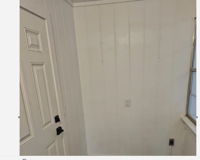 Building Photo - 16063 SE Janet St