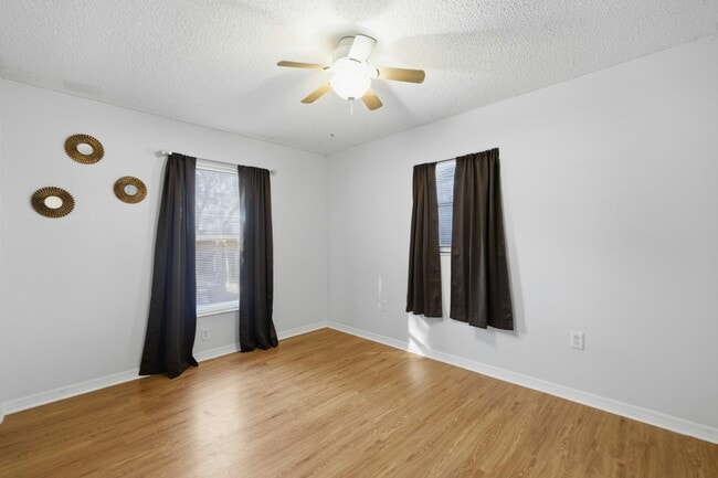 Building Photo - 408 Etheredge St